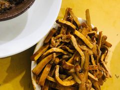 -十一街苍蝇馆子转经消江湖菜(九眼桥十一街店)
