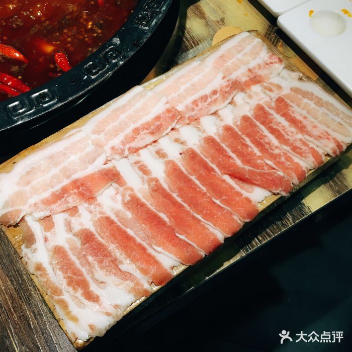 嘴布亭牦牛鲜火锅现切三线肉图片