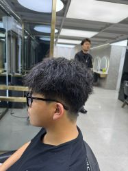 -苏奇发型·烫发染发