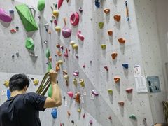 -龙景攀岩(海峡世茂广场店)