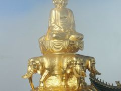 -峨嵋山金顶