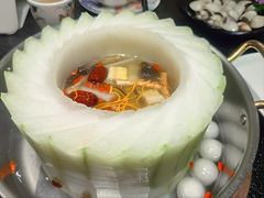 三代传承冬瓜盅-得意咚瓜·顺德鱼生·冬瓜火锅(深圳首店)