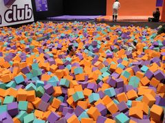 -Tenker Club弹刻极限主题公园 · 蹦床 · 团建 · 生日派对(大关店)