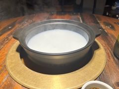 非遗粥水锅底-大良毋米粥 · 粥底火锅(岭南天地店)