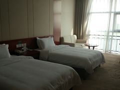 -兴芮温泉度假区