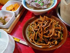 -冯烫烫跷脚牛肉·川菜小馆(武胜西街店)