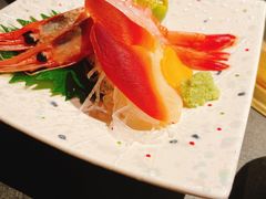 -铭牛烧肉·和牛海鲜自助(高新月牙湖店)