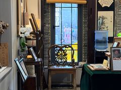 -邊城書店
