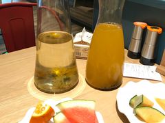 -小鱼小牛·鱼牛干锅·脆鱼火锅(世欧广场店)