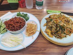 -合合春饼·酱骨·东北菜(潘家园店)