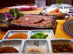 -唯成•韩国炭火烤肉 유성고기