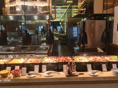 -大中华希尔顿酒店-念自助餐·嗨啤·小龙虾