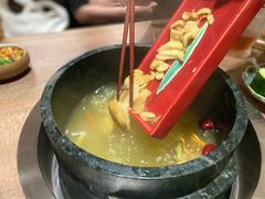 -蘑界·野生菌火锅(深业上城店)