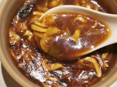 海鲜酸辣汤-君悦酒店·1881·北京烤鸭