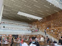 -朵云书院(滴水湖店)