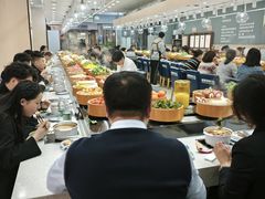 -万宝财富商业广场