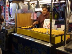 -六合夜市