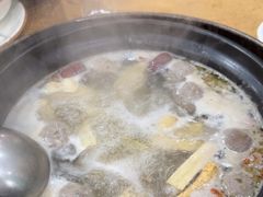 -濠轩阁特色生蚝火锅(水湾路店)