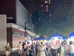 -吴山路夜市