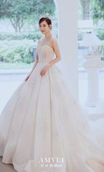 -艾米丽婚纱礼服