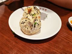 鲜肉生煎-老半斋(福州路店)