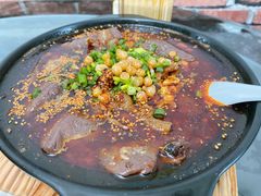 特色麻辣血旺-洪平血旺椒麻鸡雅鱼饭店(熊猫大道店)