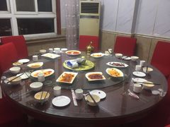 -穆豪麦蒸碗羊羔肉