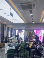 -藤野造型烫染·漂发