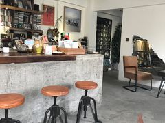 -巴浪鱼咖啡馆 Local Fish