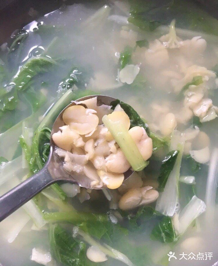 假假的家常菜之蚕豆白菜汤