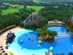 -海口观澜湖火山温泉谷