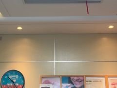 -上海仁爱医院口腔科 · 种植