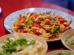 -谢老五跷脚牛肉·非遗传承店