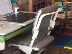 -moll学习桌椅(上海久光百货店)