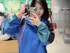 -百年港湾奥特莱斯(香炉礁店)