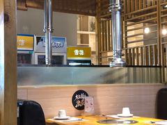 大堂-唯成•韩国炭火烤肉 유성고기