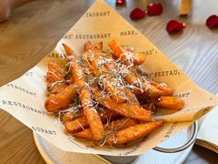 -Mark&Mars Restaurant