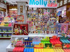 -泡泡玛特POPMART(蓝色港湾店)