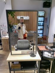 -Mentor Hair Salon