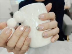 -雅洁美甲美睫