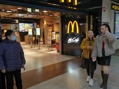 -麦当劳(中山公园龙之梦店)