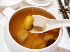 青橄榄炖螺月汤-红棉中餐厅·广州海航威斯汀酒店