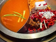 -沸炉重庆老火锅(军事博物馆店)