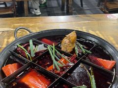 -正南齊北重庆老火锅(光华村直营店)