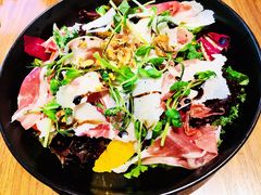 牛油果南瓜蔬菜沙拉-Erman岩烧牛排(虹桥南丰城店)