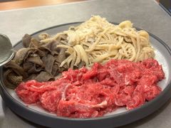 -小志家.野生菌鲜切牦牛肉牛杂火锅