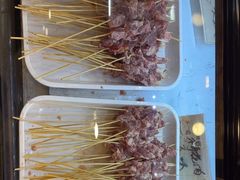 -哈尔滨小酒馆·鲜肉现穿自助烧烤(康新花园店)