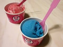 -新华里咖啡书吧(新华书店小寨店)