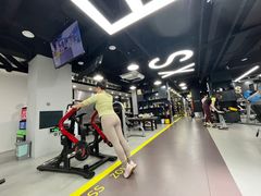 -享受健身·美体塑形馆