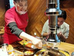 -青瓦炭韩潮烤肉(花园道店)